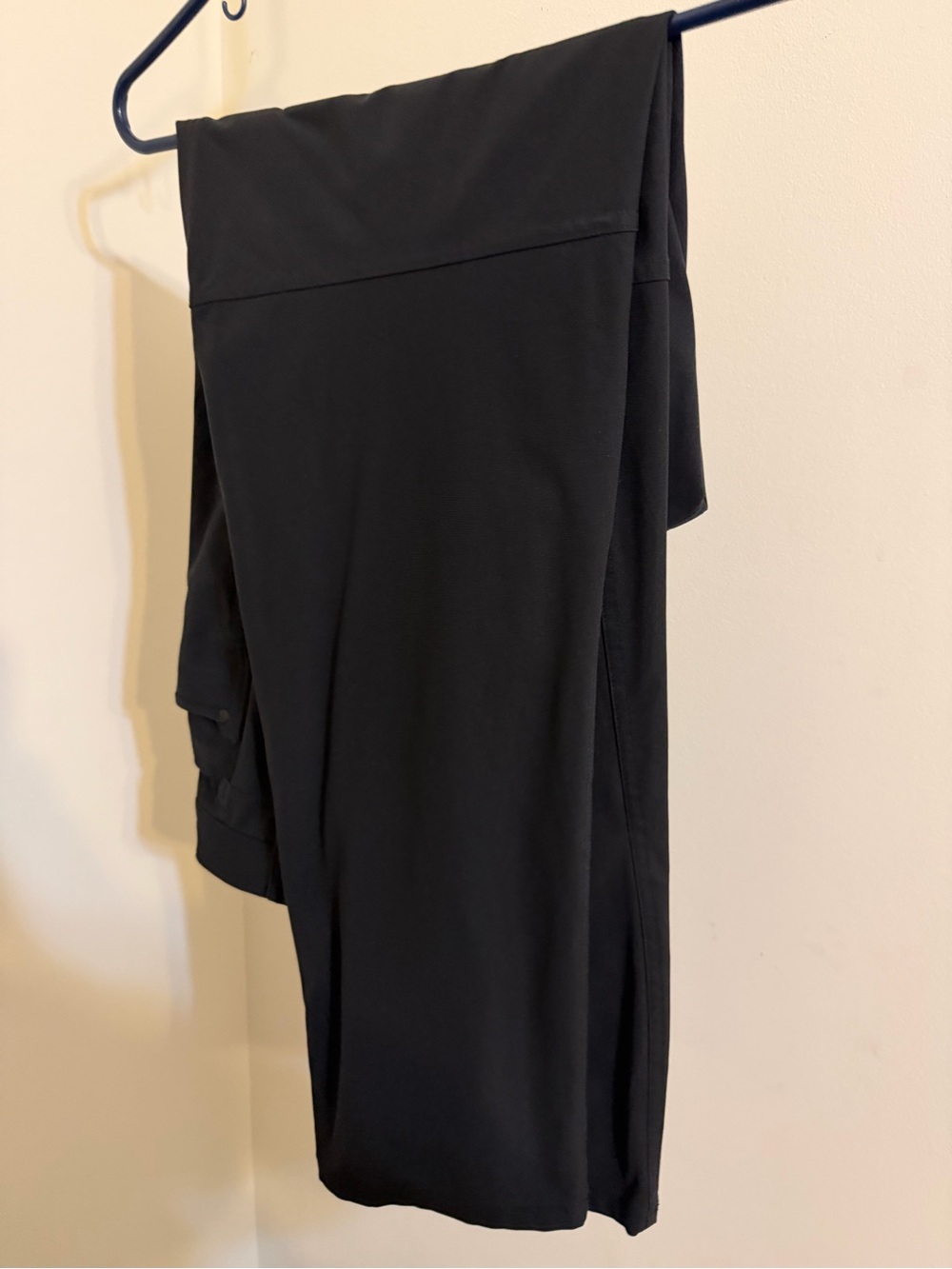 Lululemon Black ABC Pants Size 34